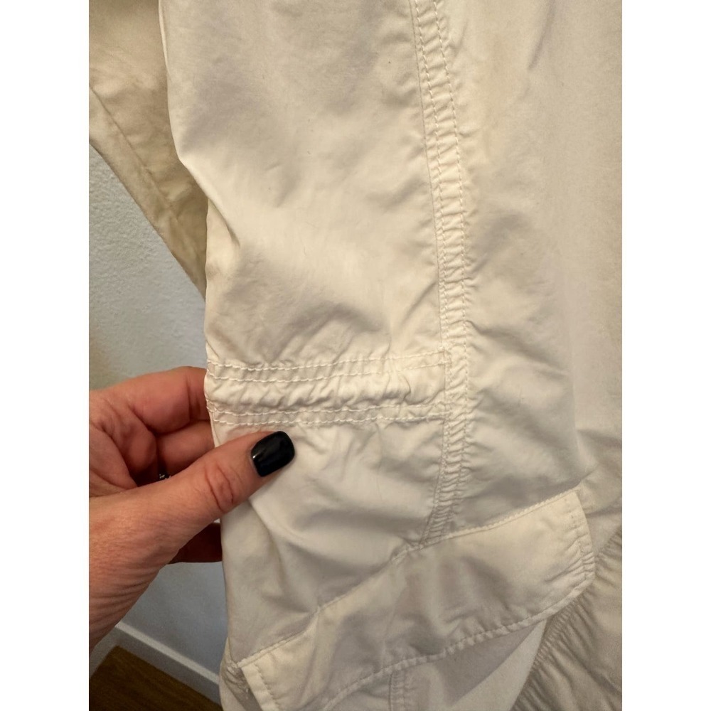 Athleta Coat, White, drawstring around middle, perfect for spring - Picture 10 of 10